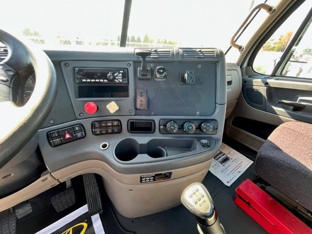 2014 FREIGHTLINER CASCADIA 113 189209-14 2014 FREIGHTLINER CASCADIA 113 189209-14