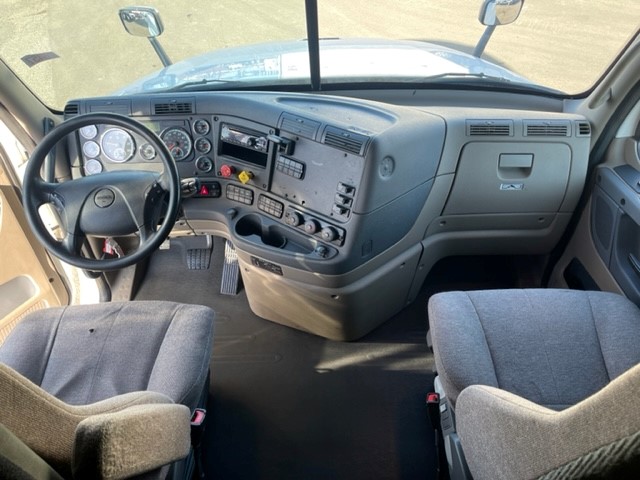 2018 Full-Truck Load CASCADIA 125 196104-07 2018 Full-Truck Load CASCADIA 125 196104-07