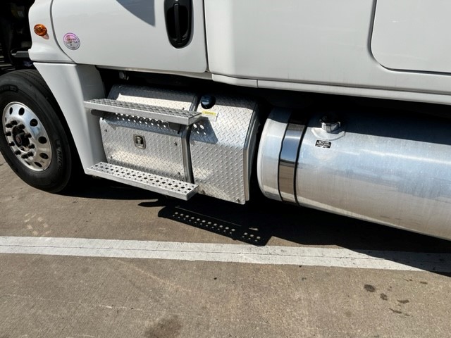 2018 Full-Truck Load CASCADIA 125 196104-17 2018 Full-Truck Load CASCADIA 125 196104-17