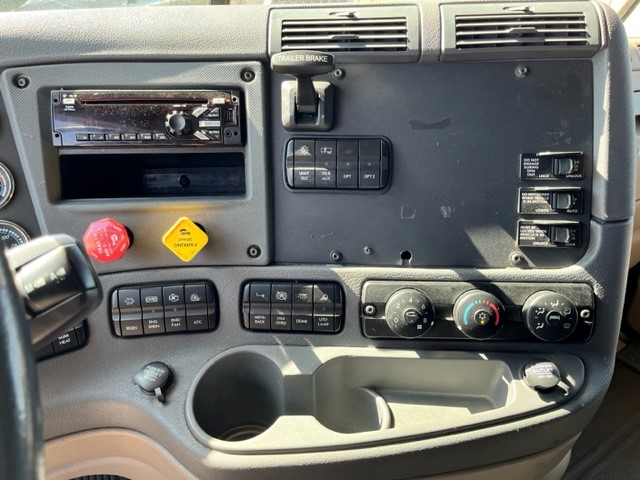 2018 Full-Truck Load CASCADIA 125 196104-20 2018 Full-Truck Load CASCADIA 125 196104-20