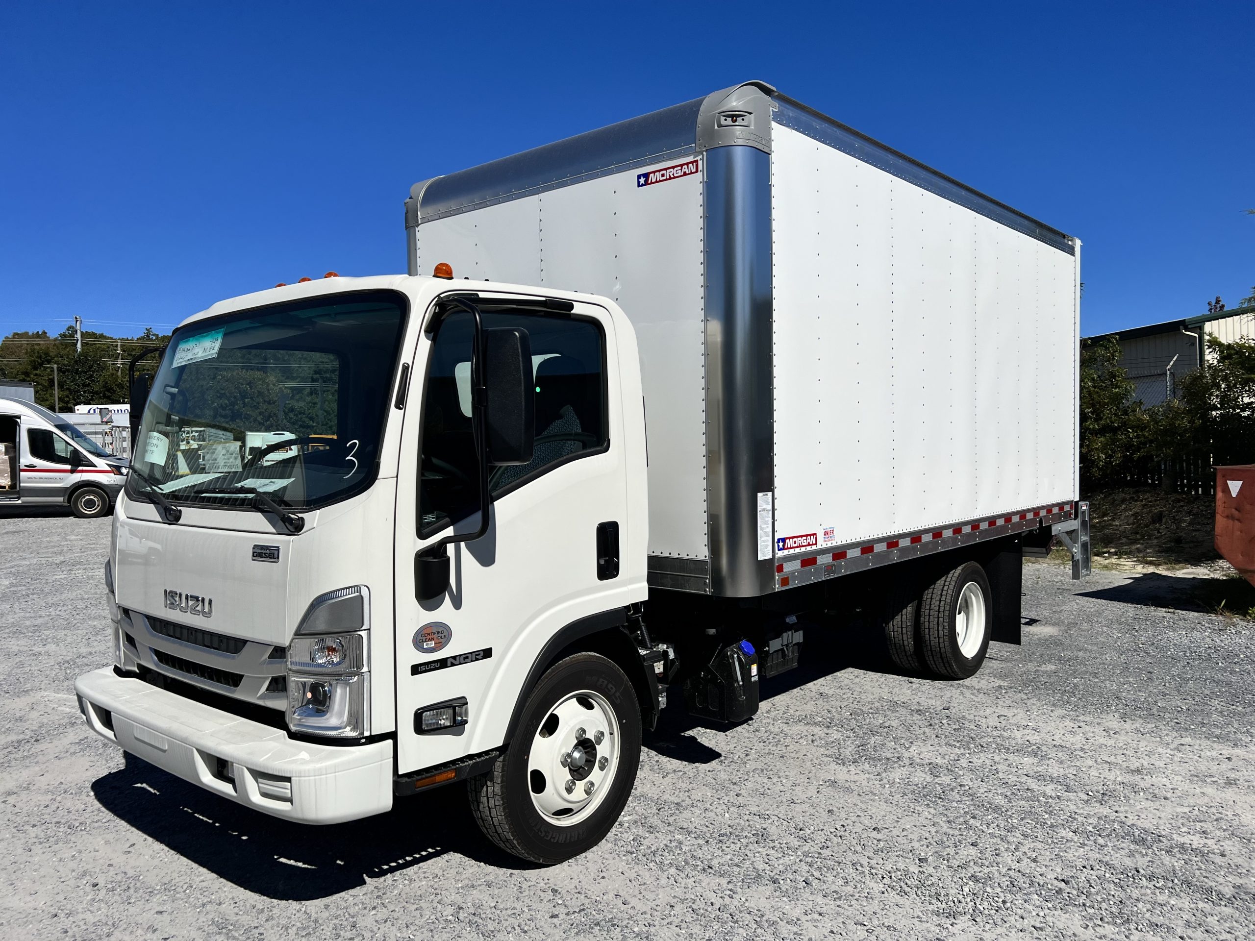 2023 ISUZU NQR - image 1 of 6