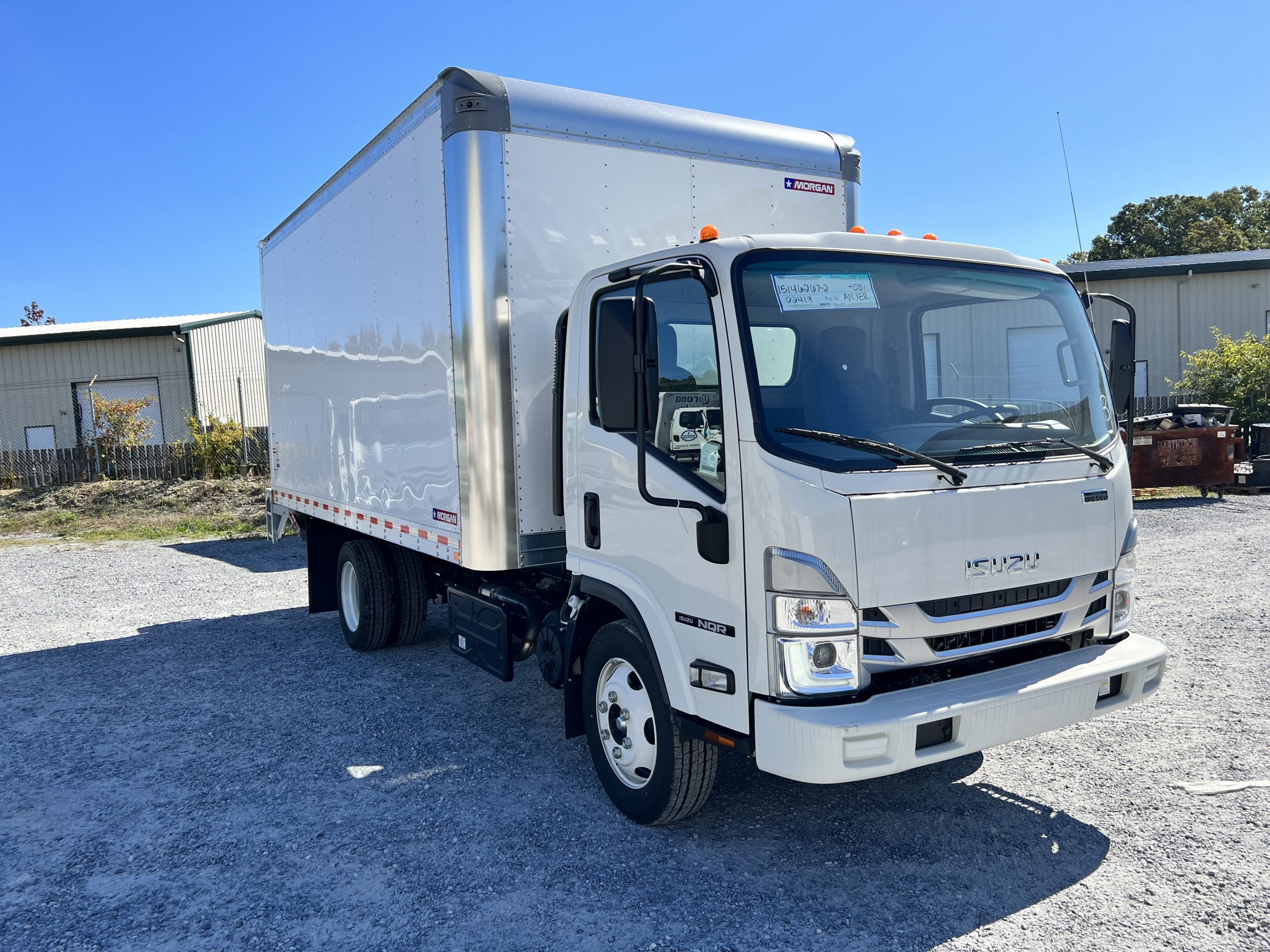 2023 ISUZU NQR - image 1 of 6