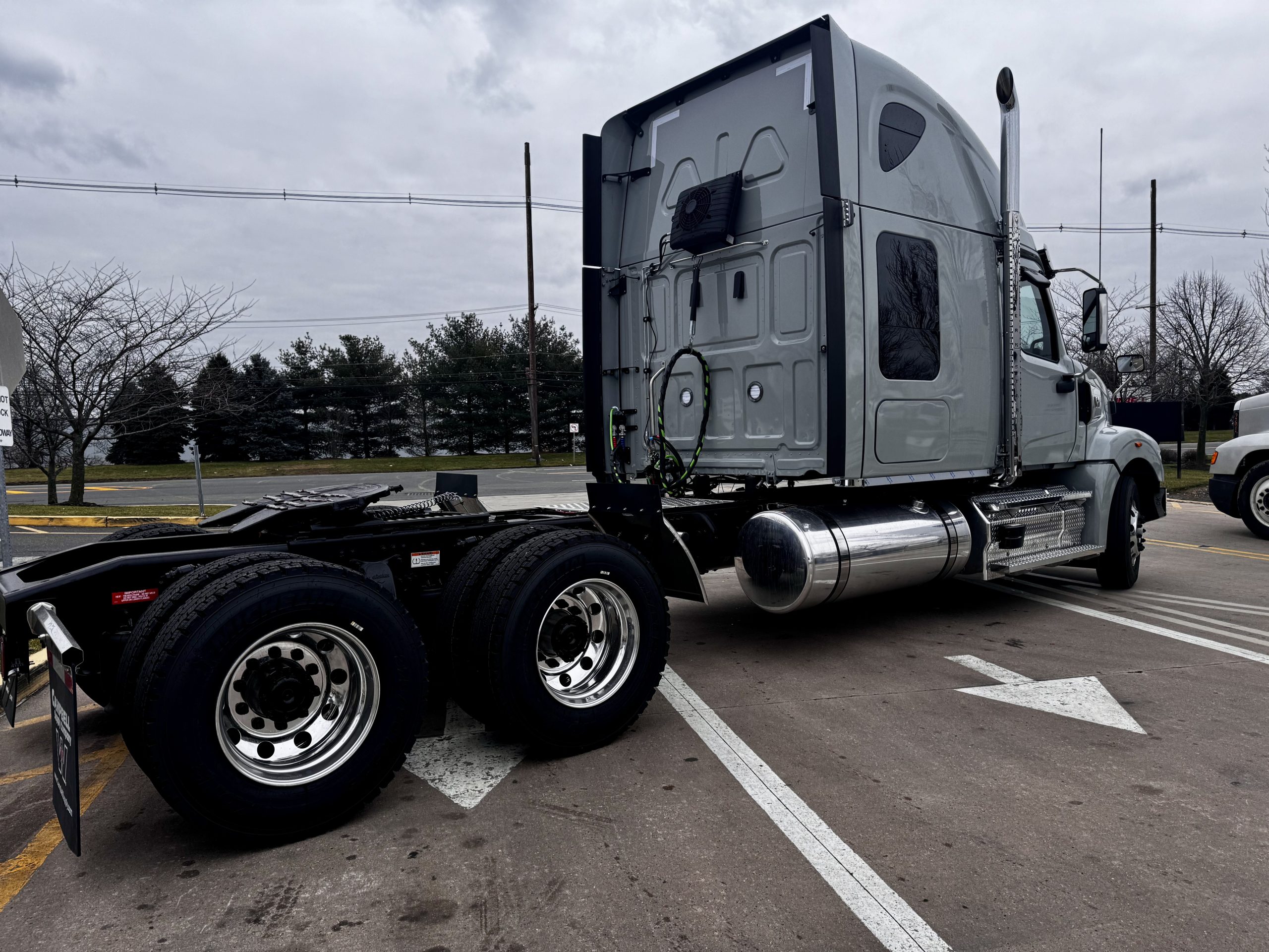 2024 Western Star Trucks 49X - image 4 of 6
