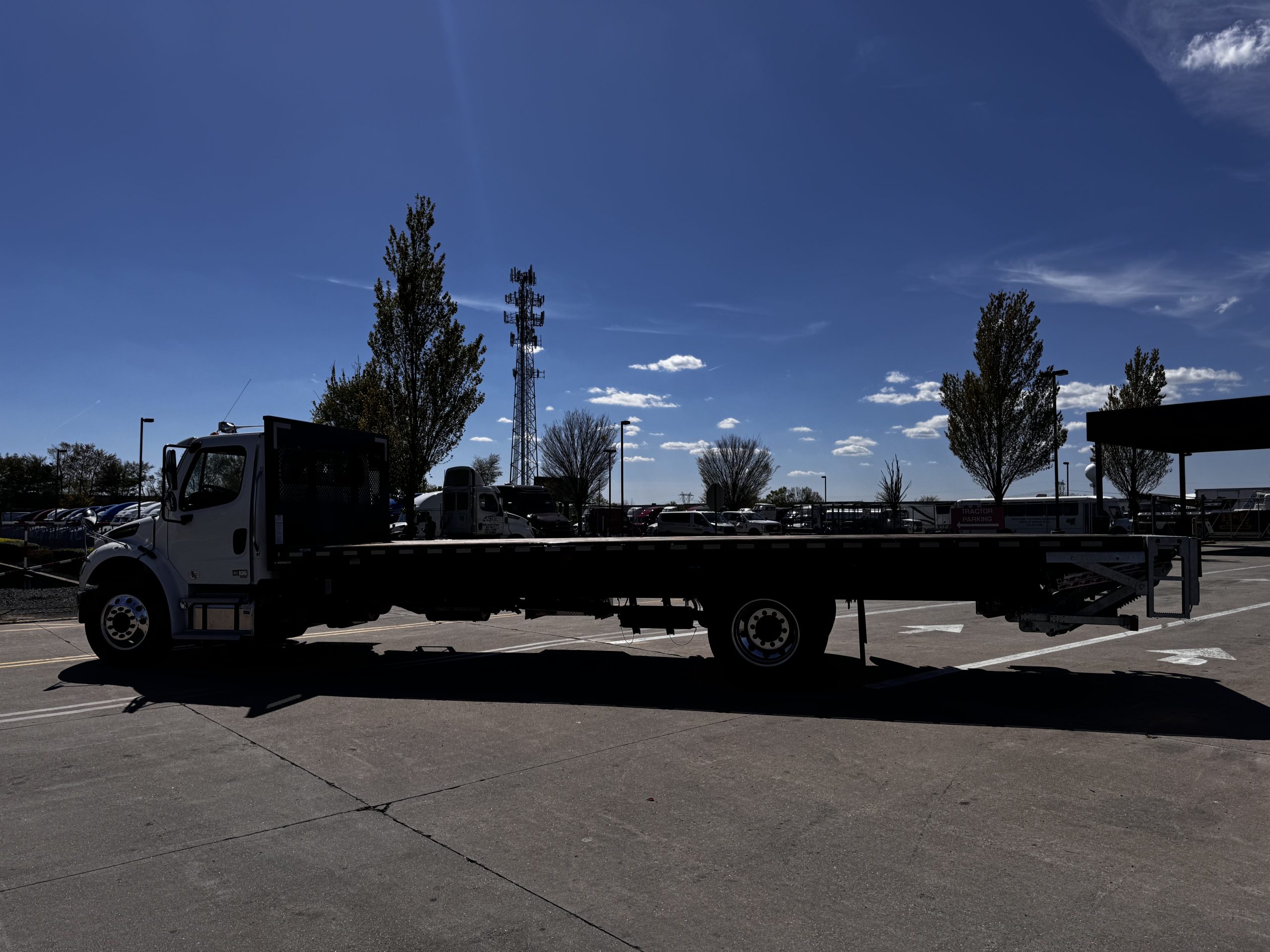 2024 FREIGHTLINER M2106 - image 5 of 6