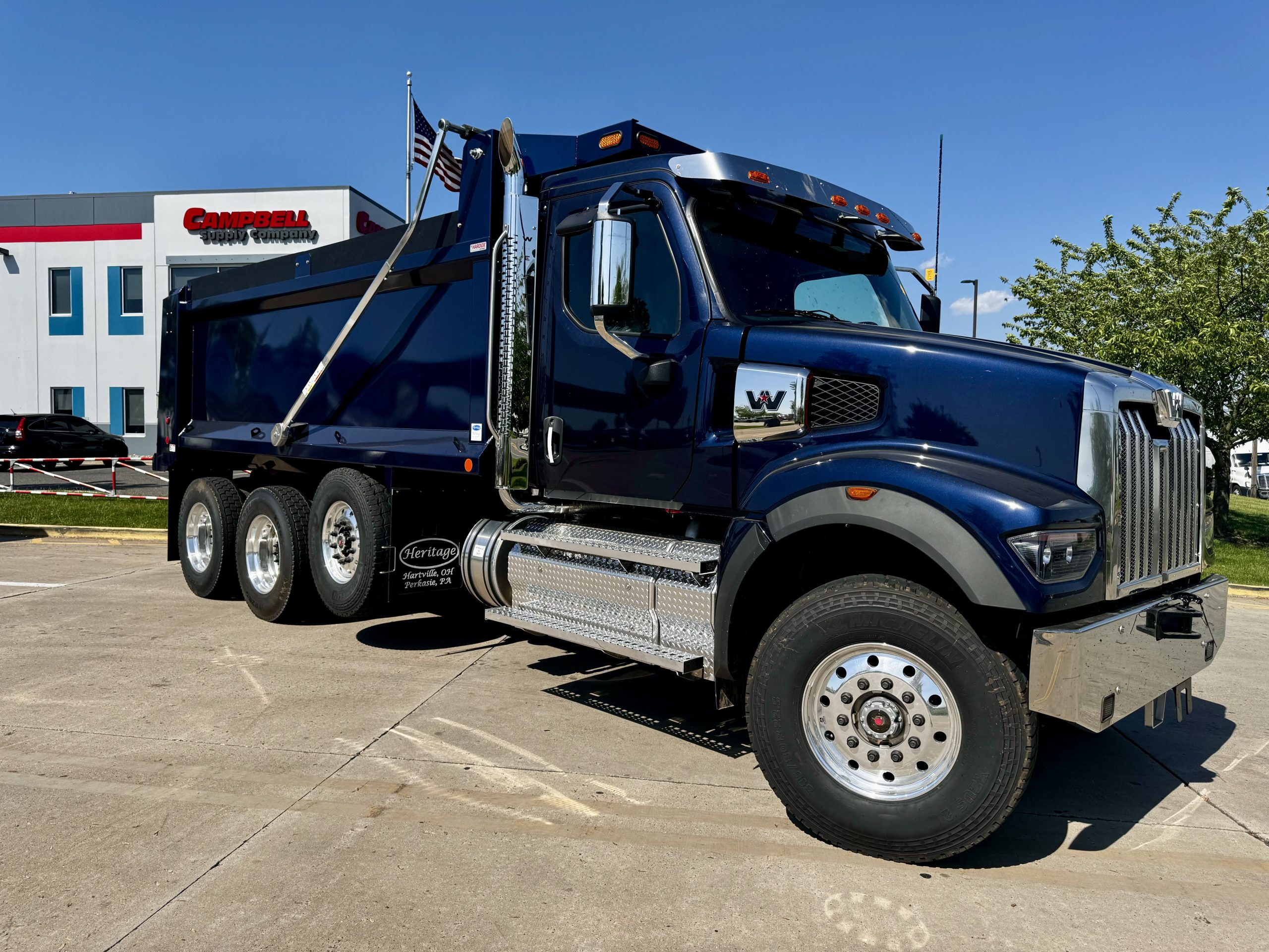 2025 Western Star Trucks 49X - Campbell Supply