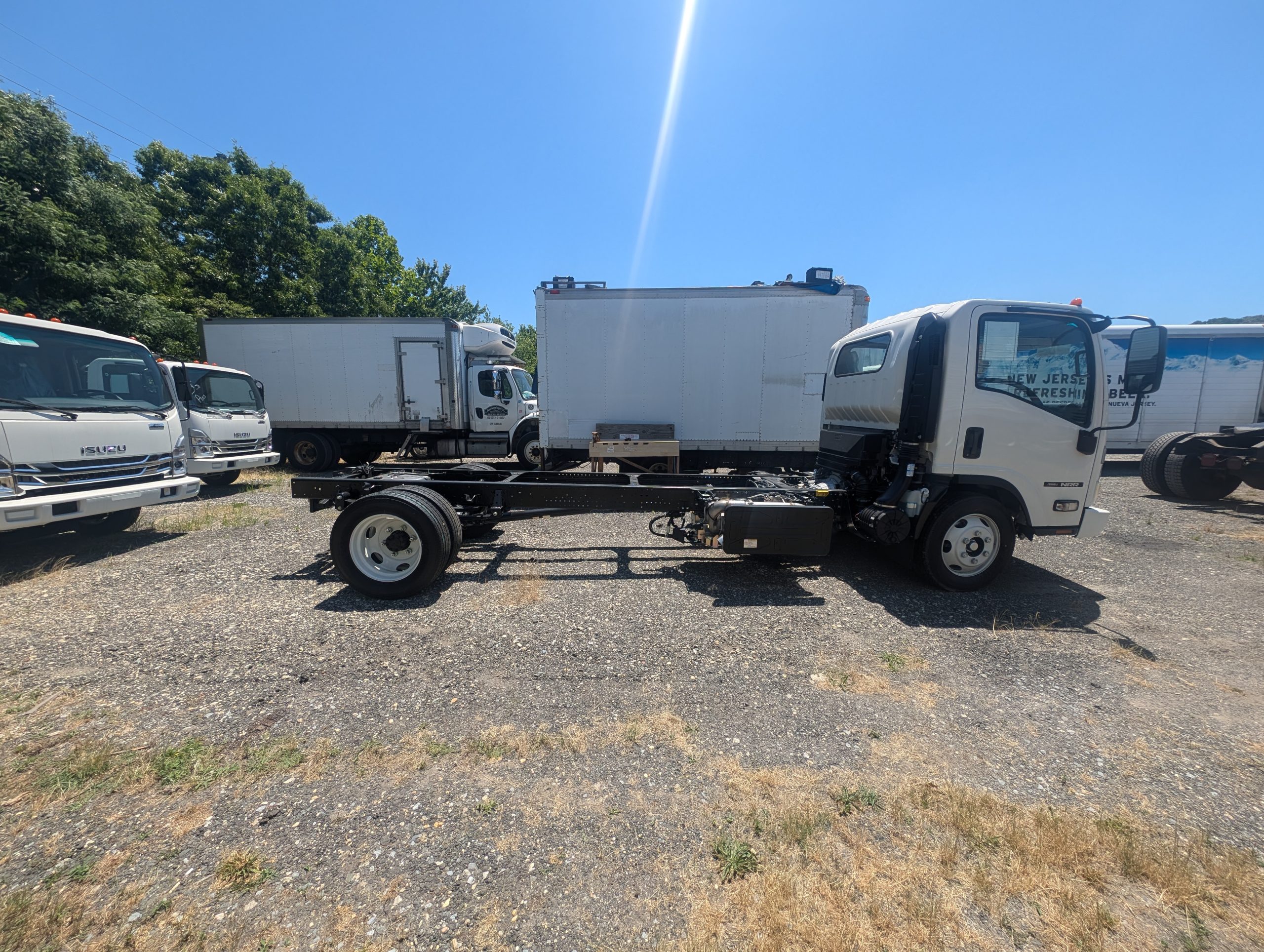 2024 ISUZU NRR - image 4 of 6