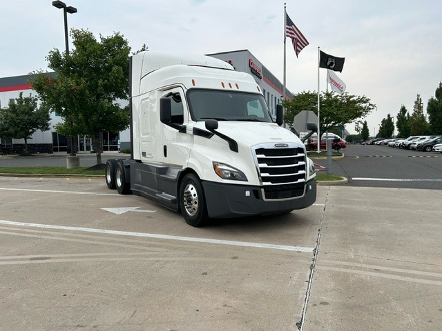 2020 FREIGHTLINER CASCADIA PE116S 204421-03 2020 FREIGHTLINER CASCADIA PE116S 204421-03