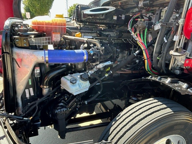 2022 Freightliner CASCADIA 126 205391-13 2022 Freightliner CASCADIA 126 205391-13