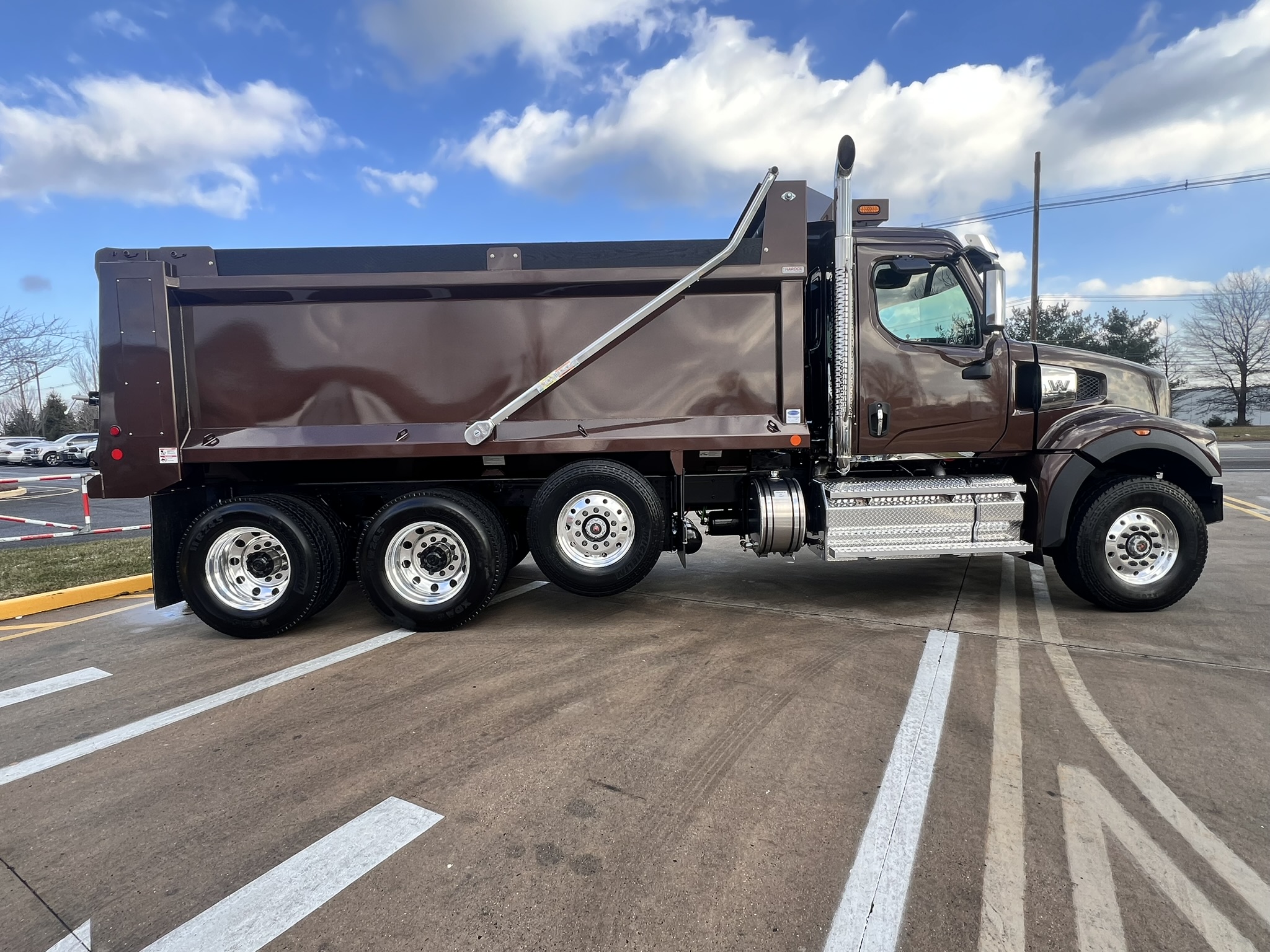 2025 Western Star Trucks 49X - image 6 of 6