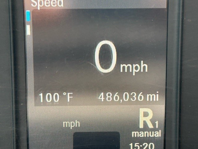 2020 Freightliner CASCADIA PT126S - image 4 of 6