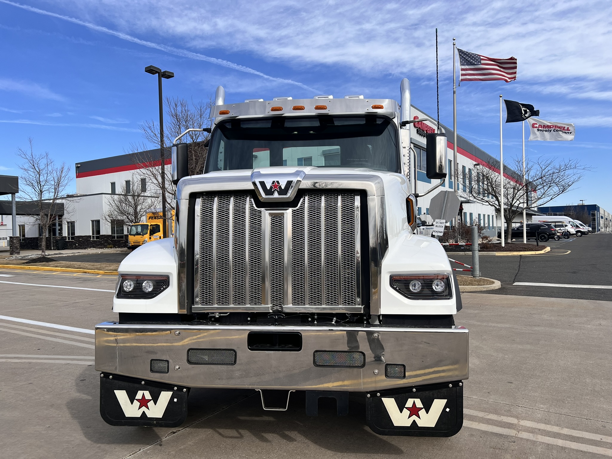 2025 Western Star Trucks 49X - image 1 of 6