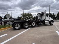 2025 FREIGHTLINER 114SD - image 3 of 6