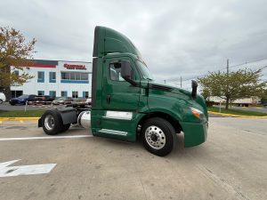 2020 Freightliner CASCADIA PT126D 170718-01