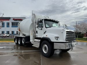 2025 FREIGHTLINER 114SD 202727-01