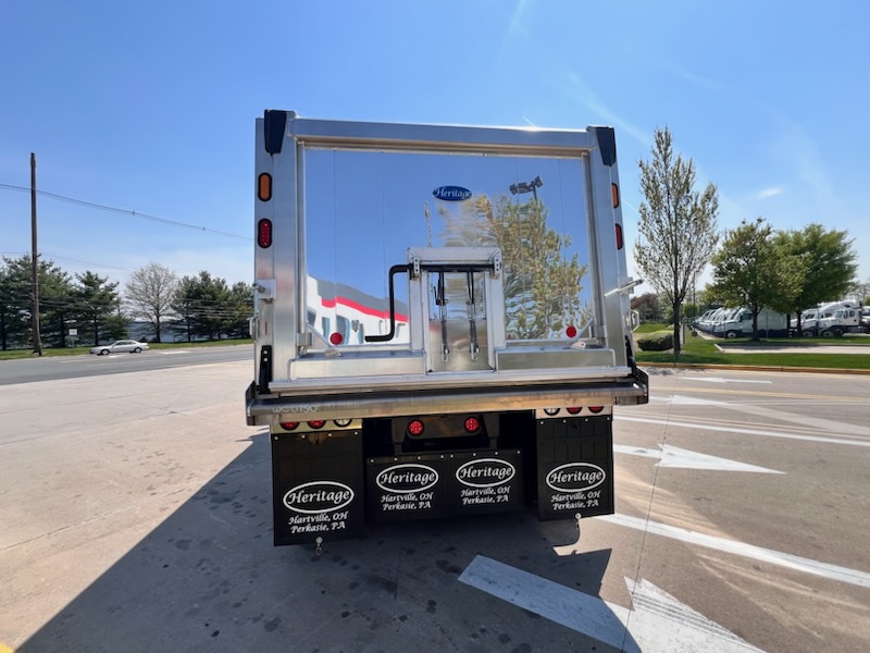 2025 Western Star Trucks 49X - image 4 of 6