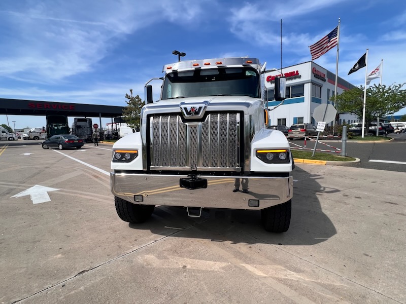 2025 Western Star Trucks 49X - image 1 of 6