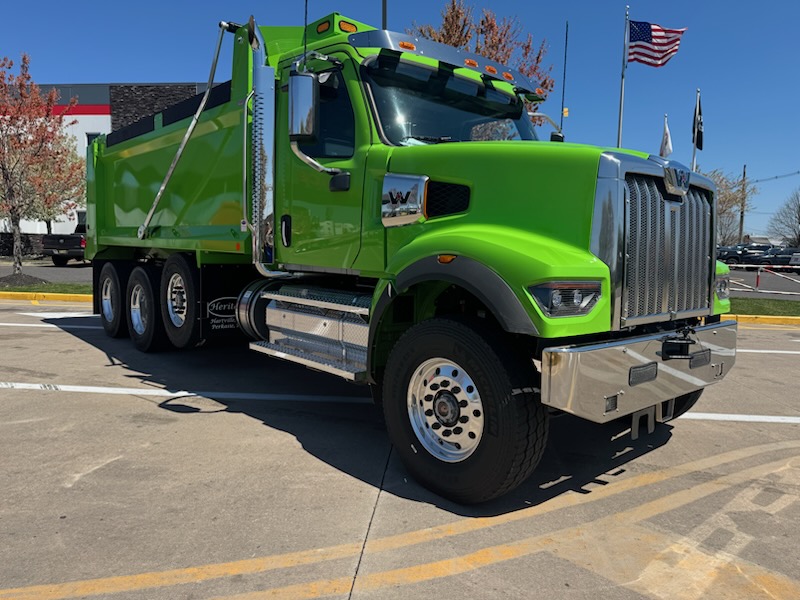 2025 Western Star Trucks 49X - image 1 of 6