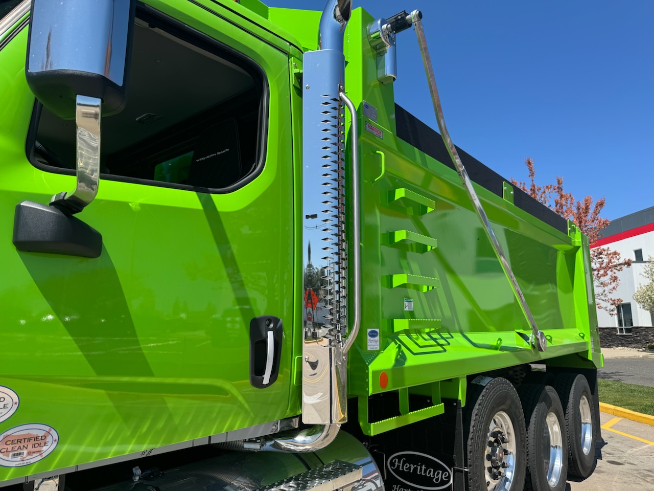 2025 Western Star Trucks 49X - image 3 of 6