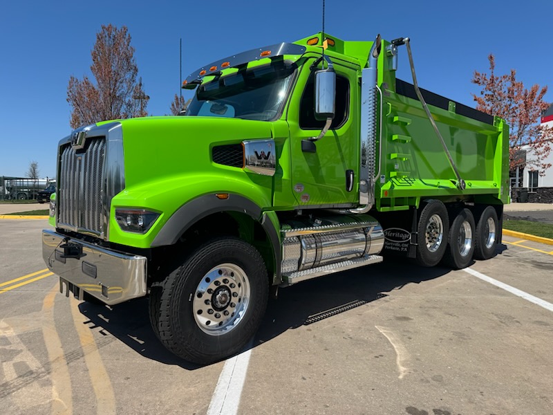 2025 Western Star Trucks 49X - image 4 of 6