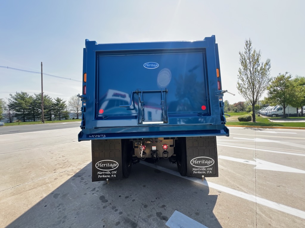 2025 Western Star Trucks 49X - image 3 of 6
