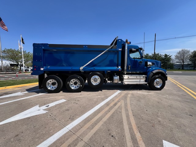 2025 Western Star Trucks 49X - image 5 of 6