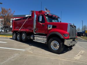 2025 Western Star Trucks 49X 204464-01