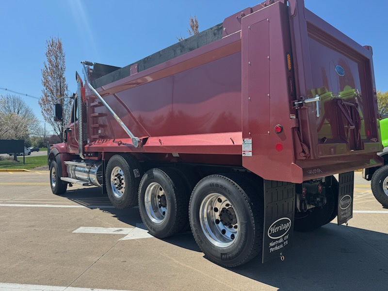 2025 Western Star Trucks 49X - image 5 of 6