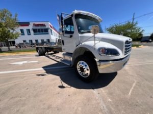 2025 FREIGHTLINER M2106 205826-01