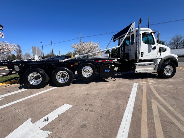 2025 Western Star Trucks 47X - image 6 of 6