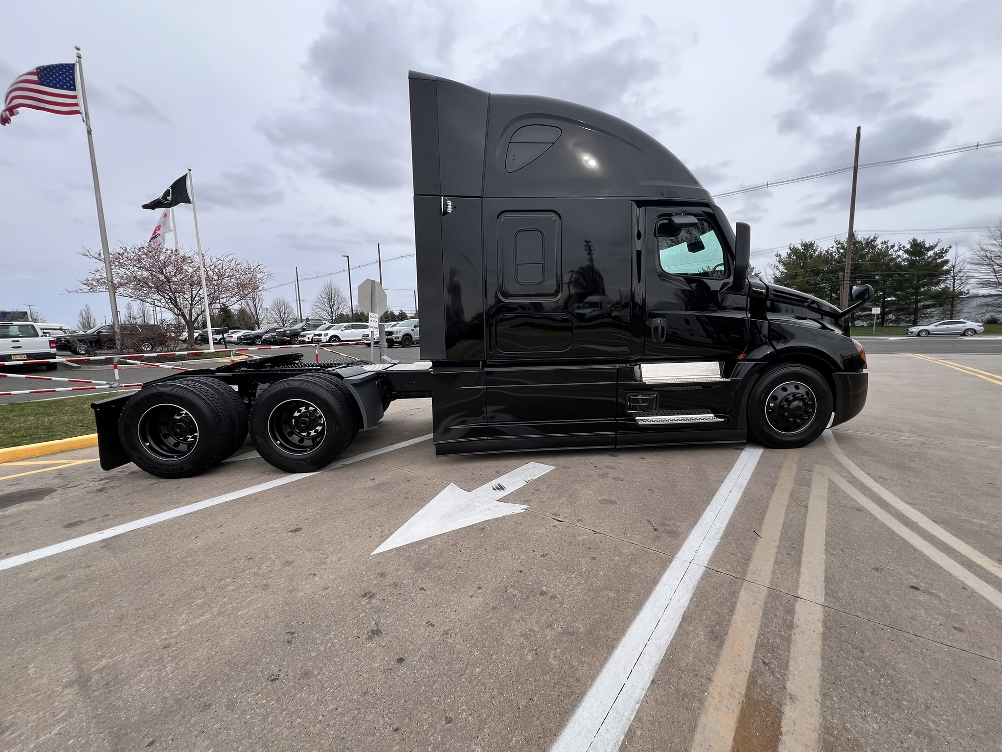 2026 FREIGHTLINER Cascadia PT126S - image 6 of 6