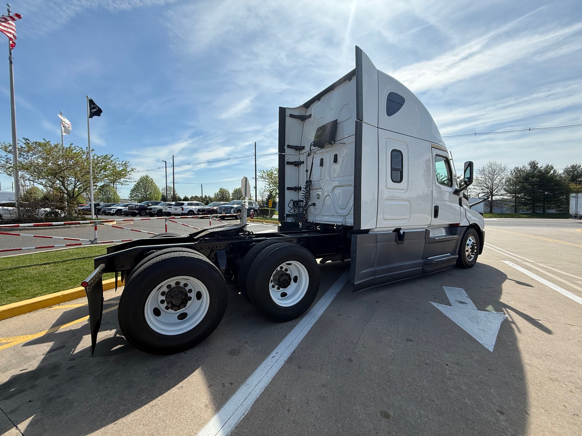 2021 FREIGHTLINER CASCADIA PT126S - image 6 of 6