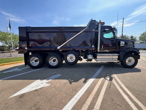 2025 Western Star Trucks 49X - image 6 of 6