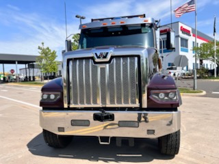 2025 Western Star Trucks 49X - image 1 of 6