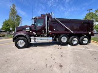 2025 Western Star Trucks 49X - image 3 of 6