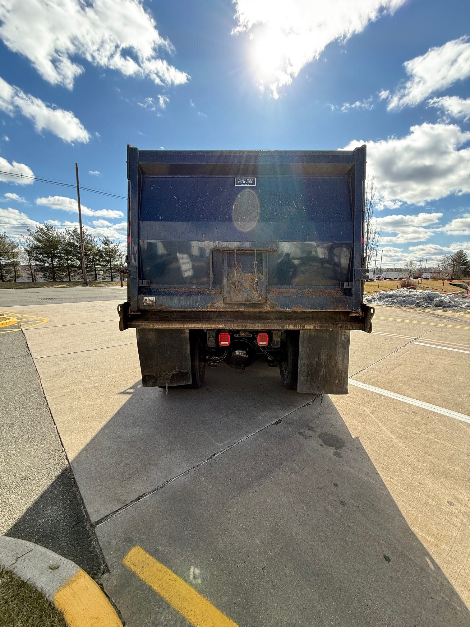 2021 Freightliner CT114084 D - image 4 of 6