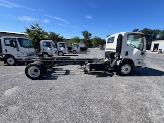 2024 ISUZU NQR - image 6 of 6