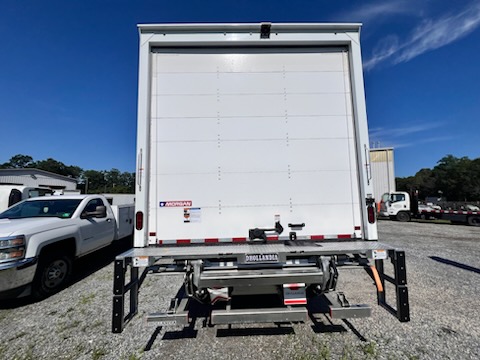 2025 ISUZU FTR - image 3 of 6