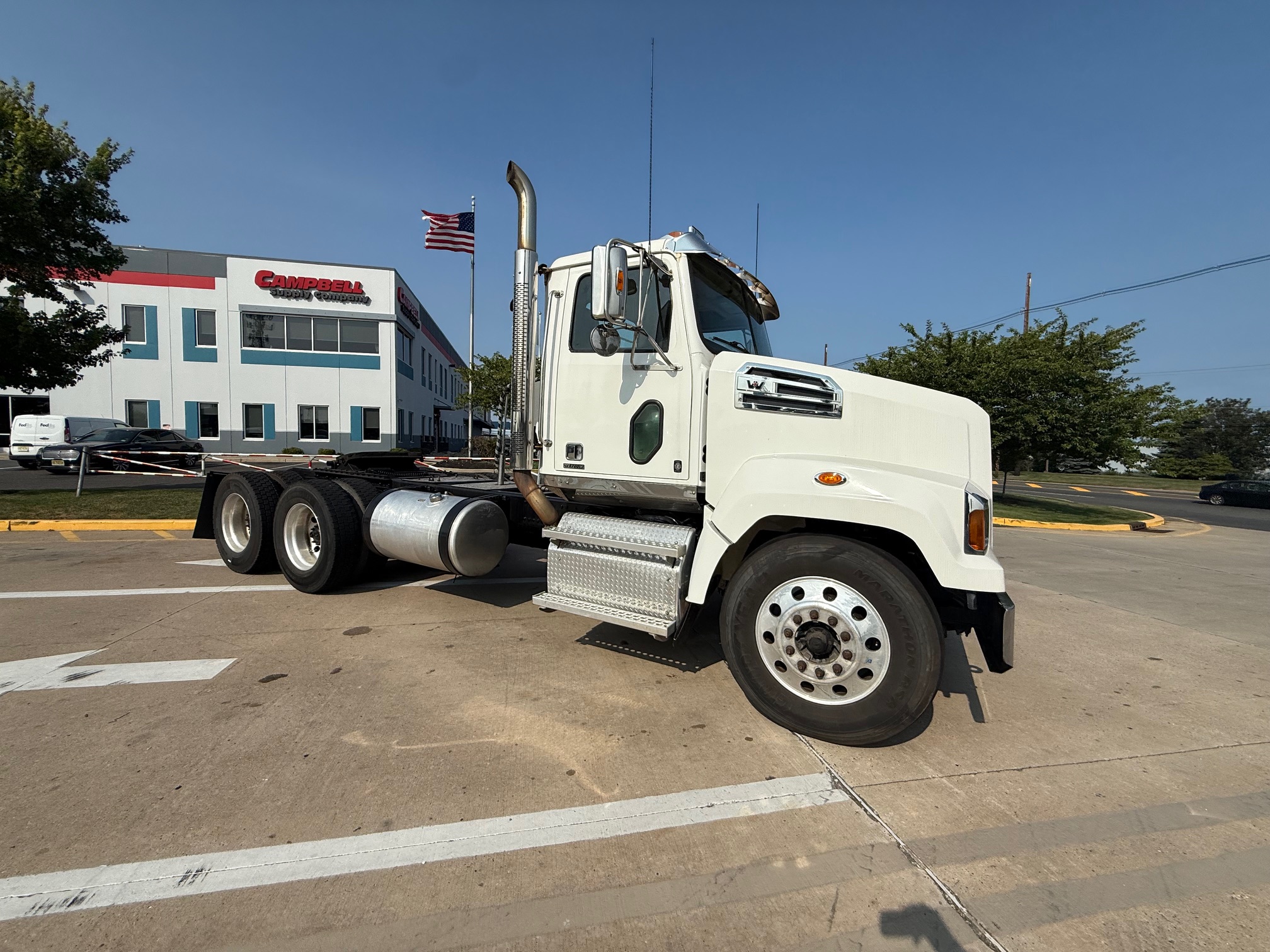 2019 Western Star Trucks 4700SF - image 1 of 6