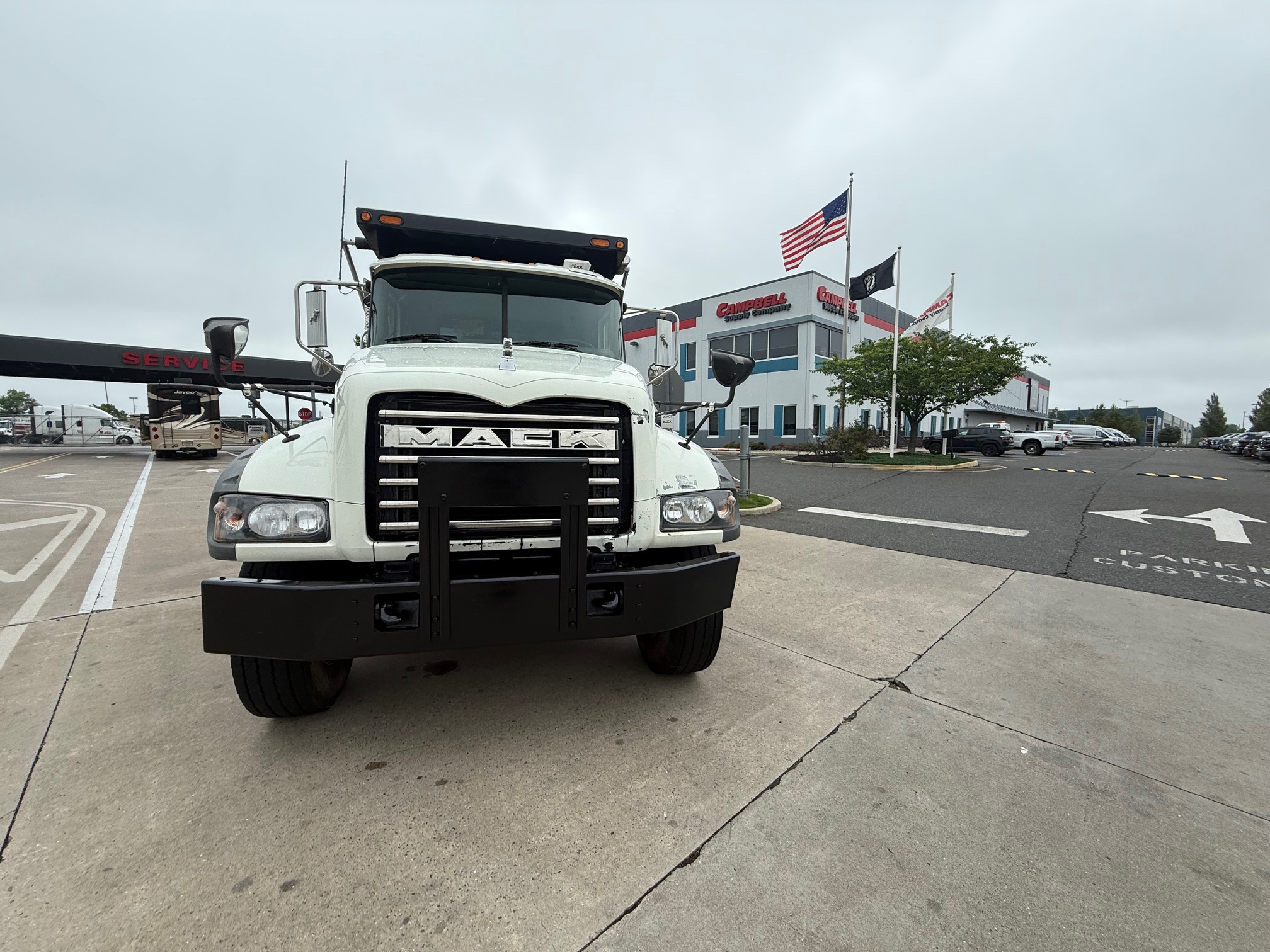 2015 MACK 700 - image 2 of 6