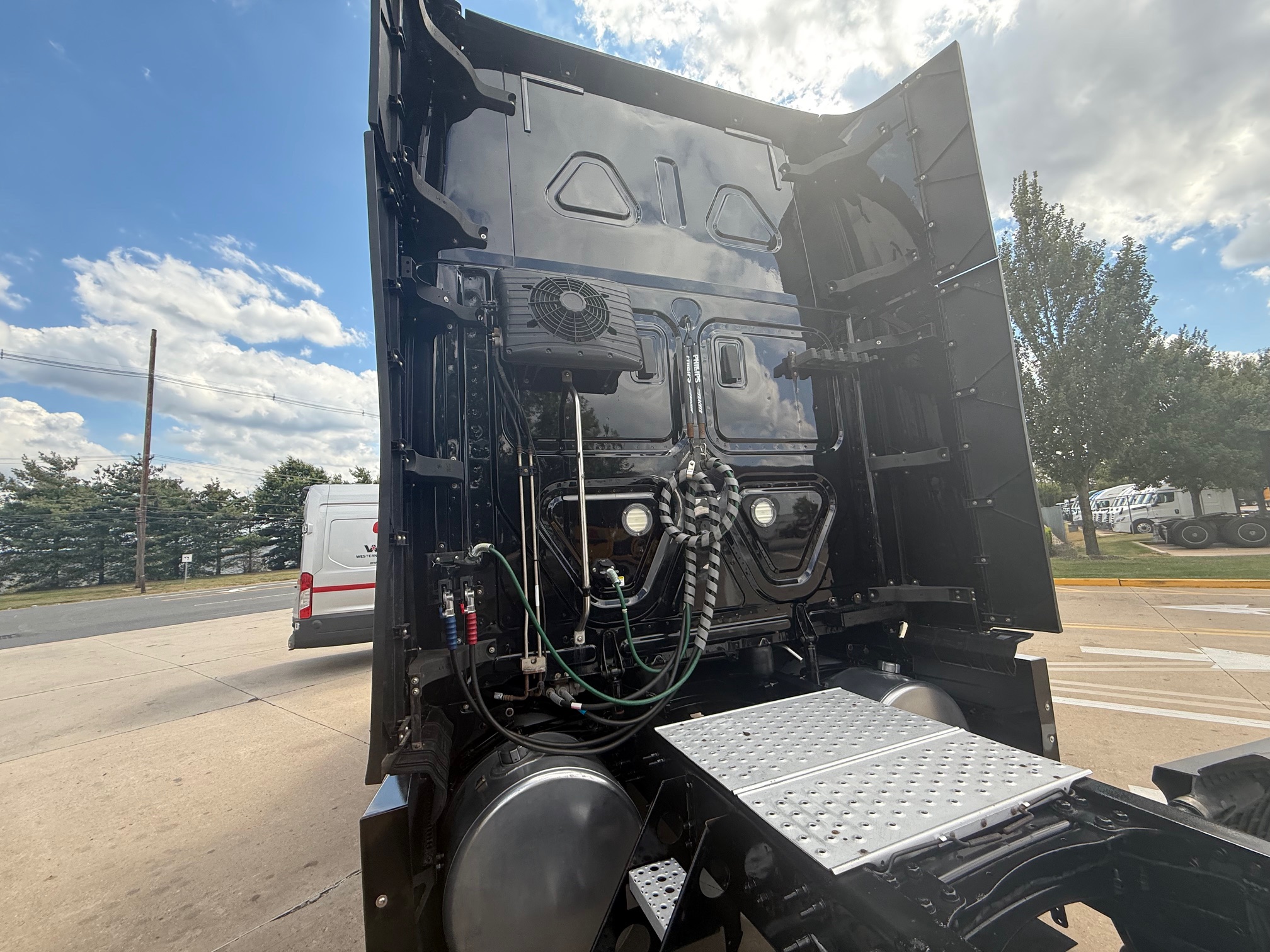 2020 Freightliner CASCADIA 126 172712-08 2020 Freightliner CASCADIA 126 172712-08