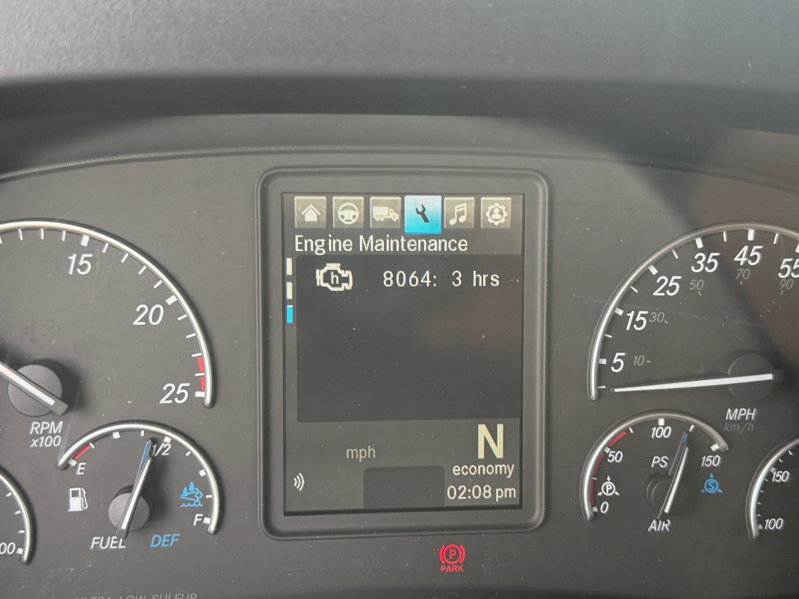 2020 Freightliner CASCADIA 126 172712-10 2020 Freightliner CASCADIA 126 172712-10