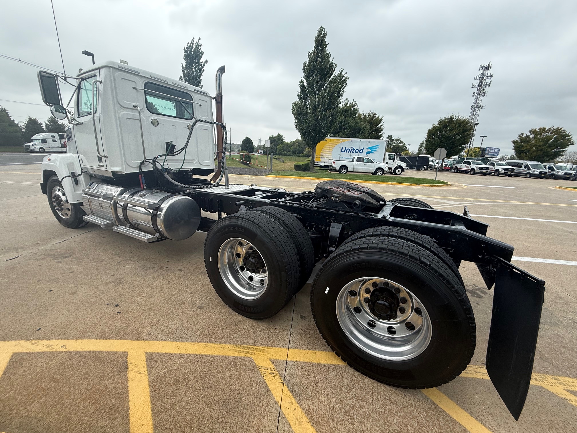 2019 Western Star Trucks 4700SF - image 4 of 6