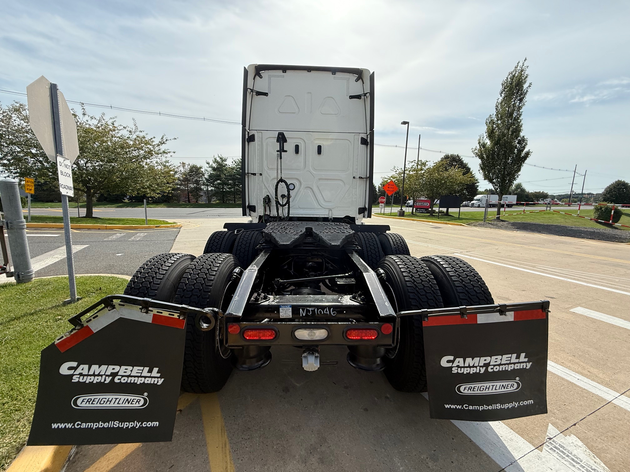 2022 Freightliner CA126SLP - image 5 of 6