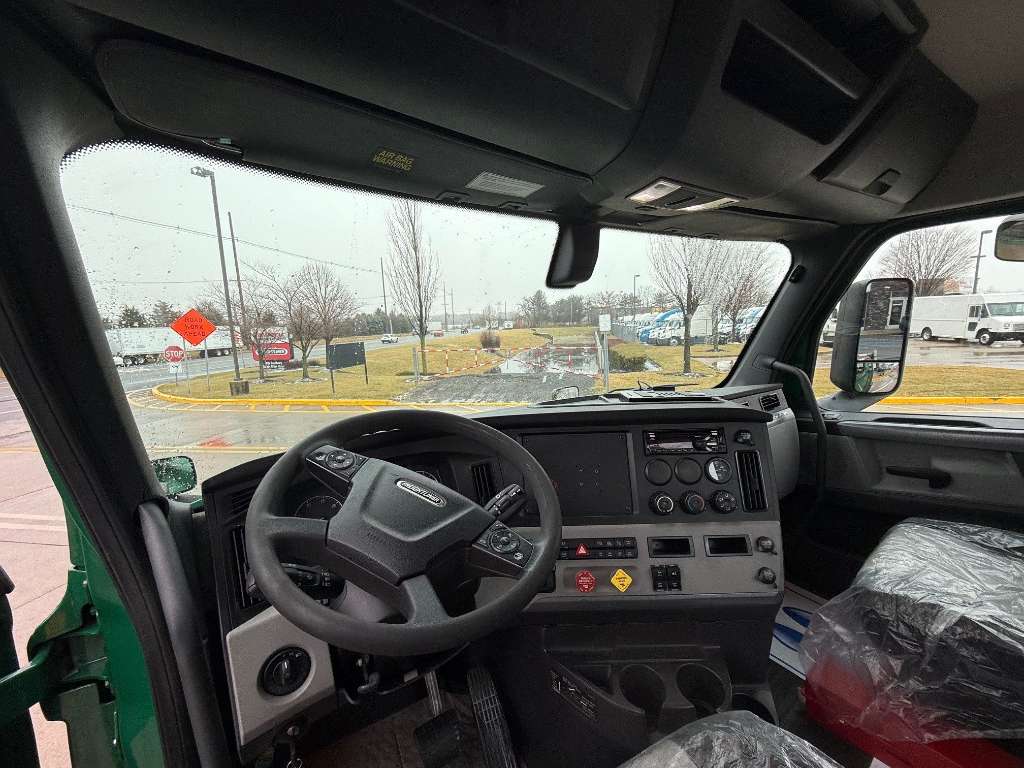 2020 Freightliner CASCADIA PT126D 169156-11 2020 Freightliner CASCADIA PT126D 169156-11