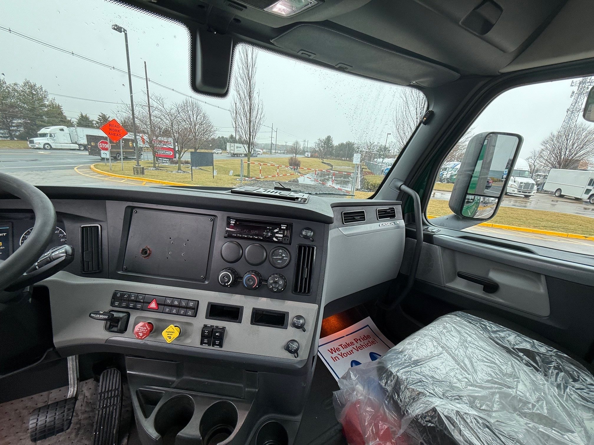 2020 Freightliner CASCADIA PT126D 169156-12 2020 Freightliner CASCADIA PT126D 169156-12