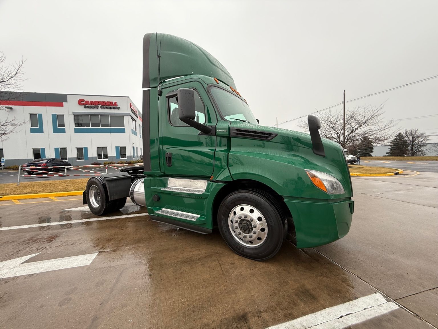 2020 Freightliner CASCADIA - Campbell Supply