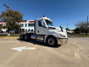 2021 FREIGHTLINER CASCADIA 126 211368-01