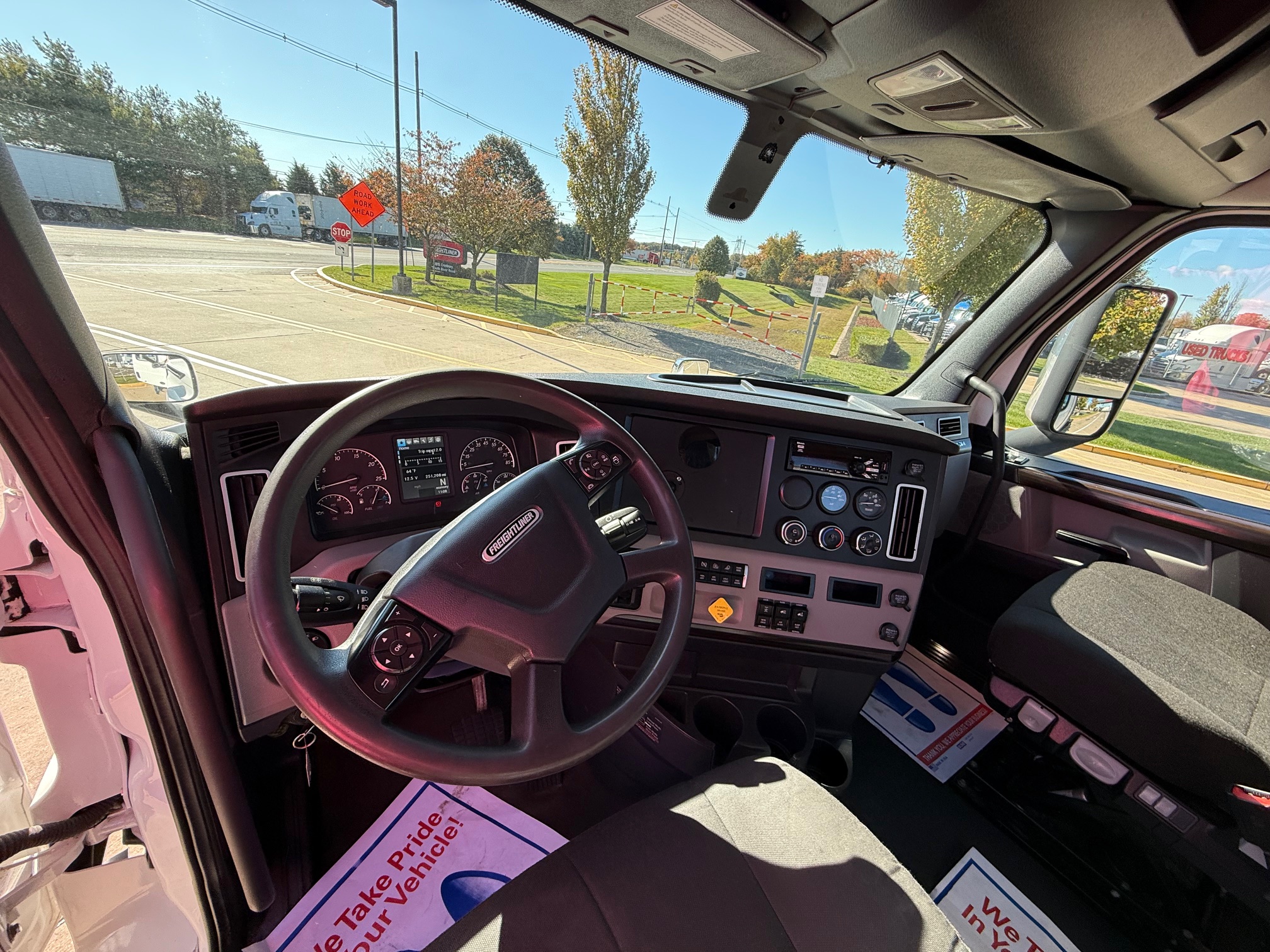 2021 FREIGHTLINER CASCADIA 126 211368-11 2021 FREIGHTLINER CASCADIA 126 211368-11