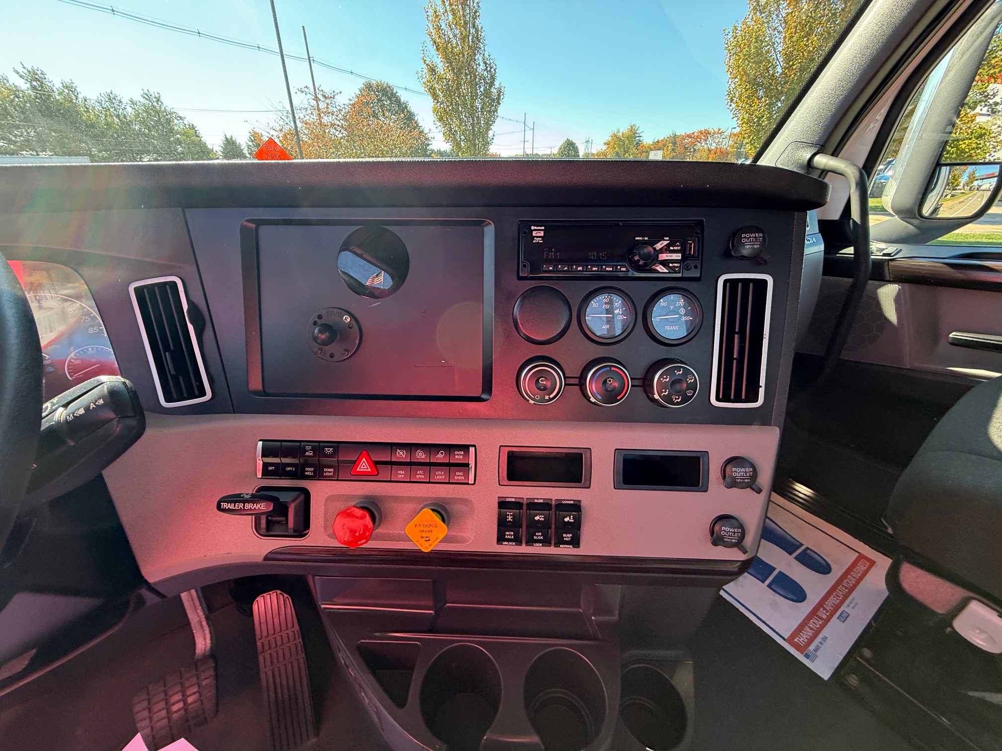 2021 FREIGHTLINER CASCADIA 126 211368-12 2021 FREIGHTLINER CASCADIA 126 211368-12