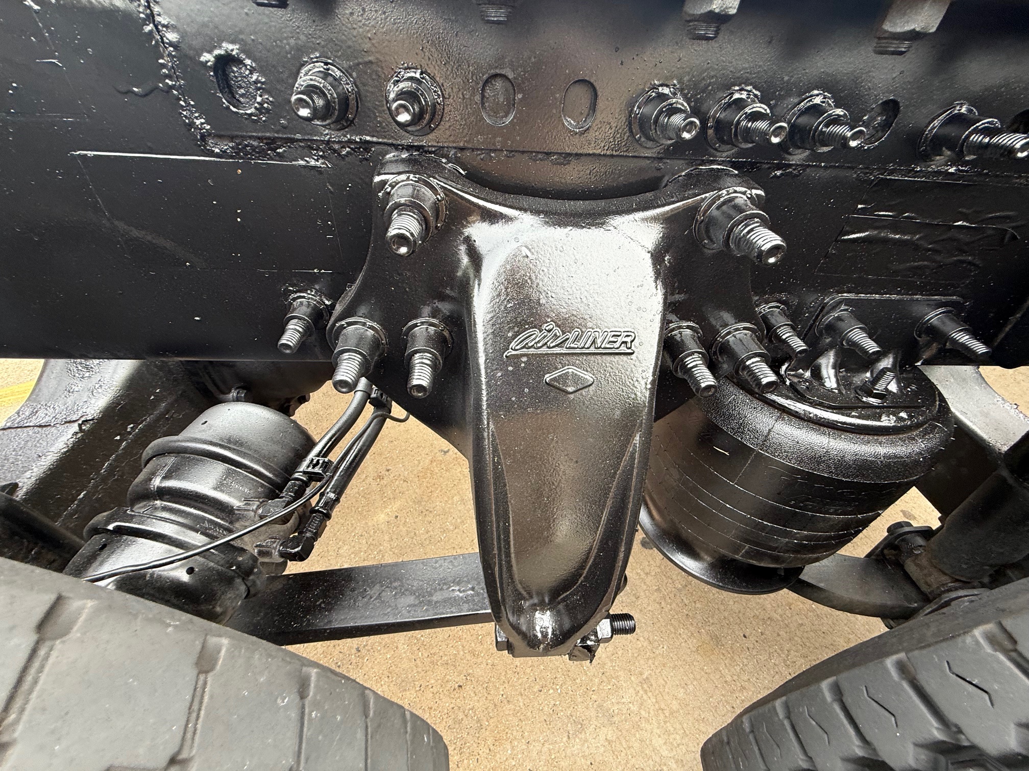 2021 FREIGHTLINER CASCADIA 126 211370-16 2021 FREIGHTLINER CASCADIA 126 211370-16